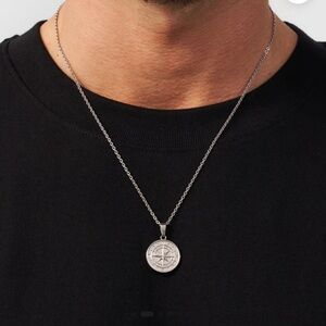 RG&B stainless steel compass necklace unisex